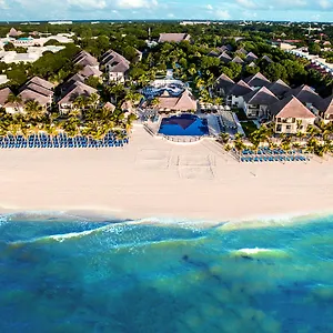 **** Resort Allegro Playacar Messico